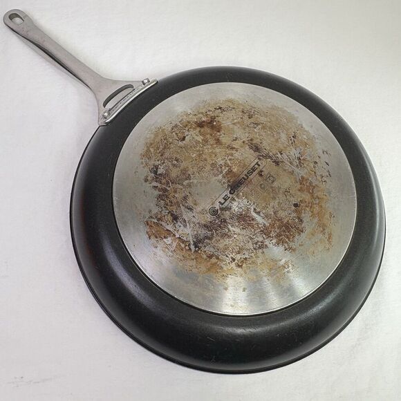 LE CREUSET  Toughened Nonstick PRO 12” Fry Pan 30 CM Gray - Picture 9 of 13